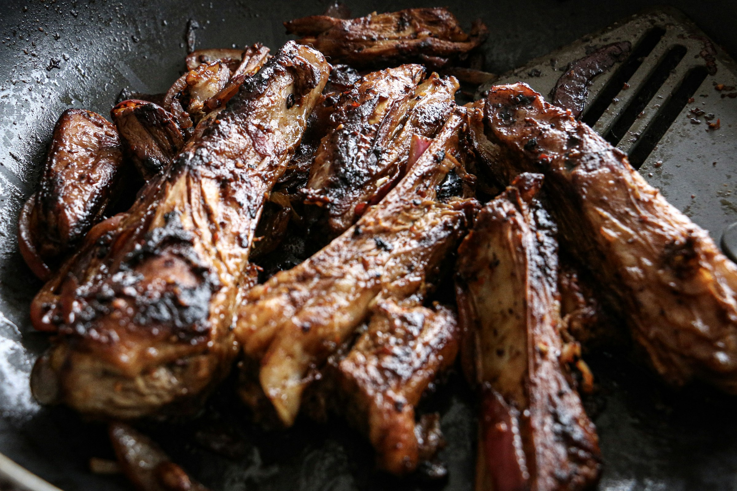 Charcoal-grilled meat, char-grilled fresh at Chomz Foods